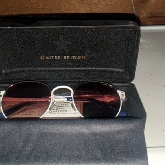 Elton John Limited Edition Sunglasses DODGER 2022 WHGLD - Picture 5 of 5